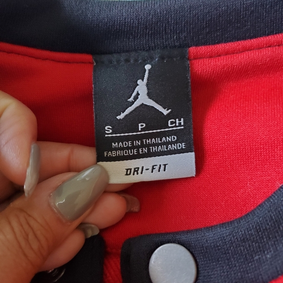 Jacket - Picture 3 of 5